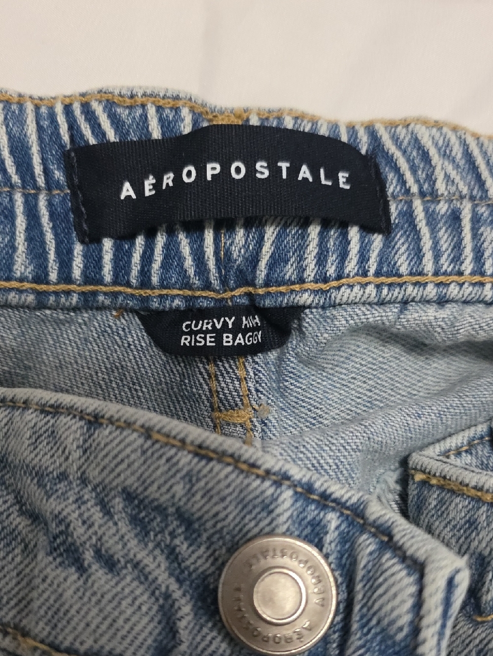 Light Wash Distressed Curvy High Rise Baggy Jeans Womens Size Large Regular - Picture 8 of 11